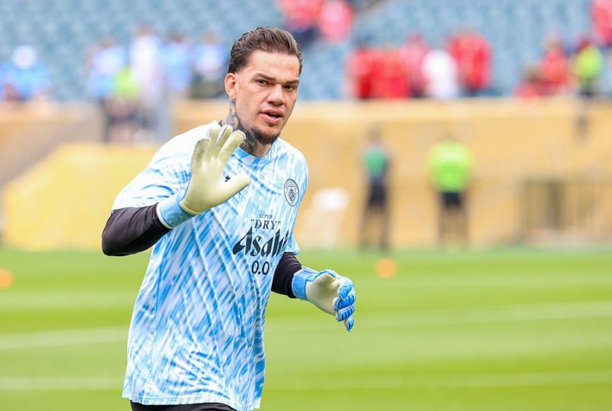 fenerbahce-anuncia-contratacao-do-goleiro-brasileiro-ederson2C-ex-manchester-city3A-reforco-de-peso-para-o-clube-turco