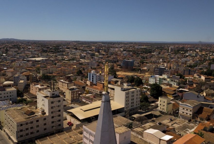 feriado-de-corpus-christi-em-montes-claros3A-saiba-o-funcionamento-dos-servicos-essenciais