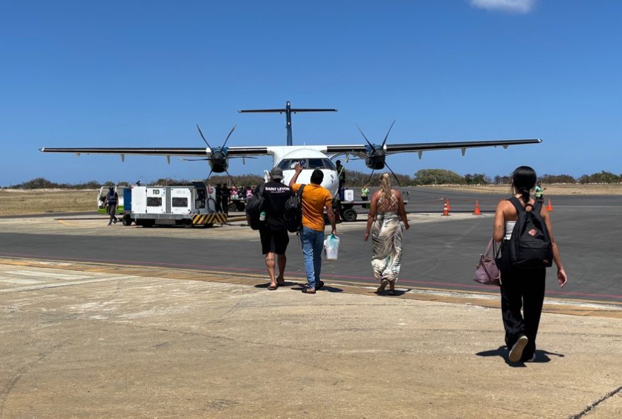 fernando-de-noronha-freta-aviao-para-servidores-e-pacientes-em-voo-emergencial fernando-de-noronha-freta-aviao-para-servidores-e-pacientes-em-voo-emergencial