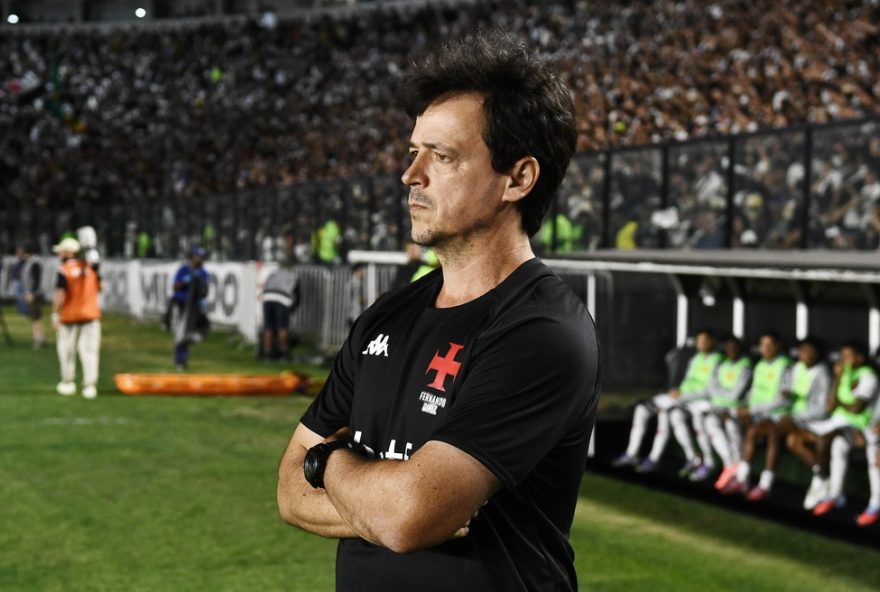 fernando-diniz-destaca-conexao-entre-time-e-torcida-em-vitoria-do-vasco3A-analise-tatica2C-contratacoes-e-perspectivas-no-brasileirao