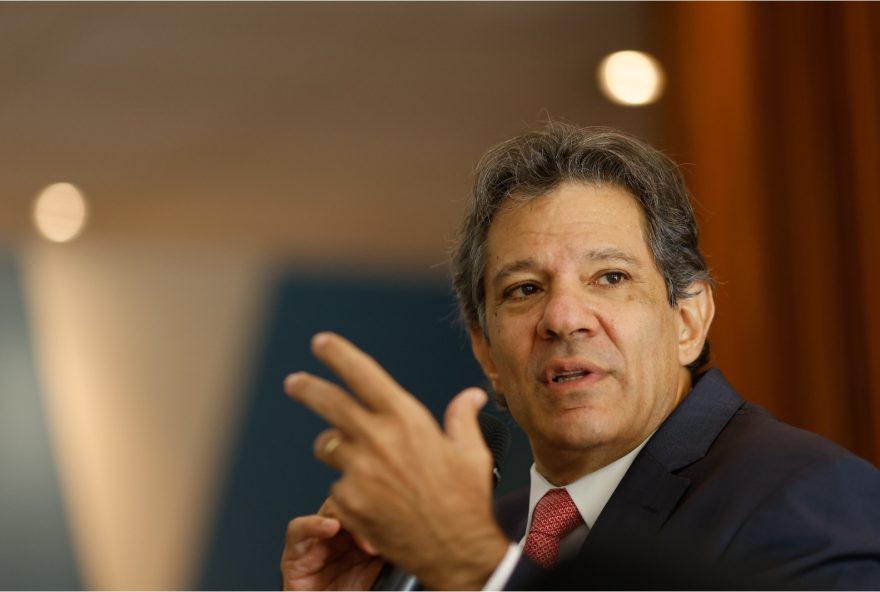 fernando-haddad-aponta-bilhoes-em-fraudes-na-importacao-de-combustiveis