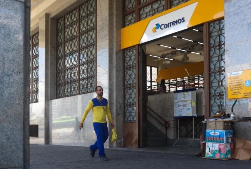 fernando-haddad-descarta-privatizacao-dos-correios-e-condiciona-aval-a-emprestimo-a-plano-de-reestruturacao fernando-haddad-descarta-privatizacao-dos-correios-e-condiciona-aval-a-emprestimo-a-plano-de-reestruturacao