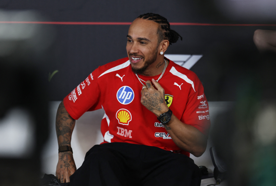 ferrari-em-ascensao-e-novo-regulamento-devem-trazer-hamilton-de-volta-ao-estrelato-na-f1-2026 ferrari-em-ascensao-e-novo-regulamento-devem-trazer-hamilton-de-volta-ao-estrelato-na-f1-2026
