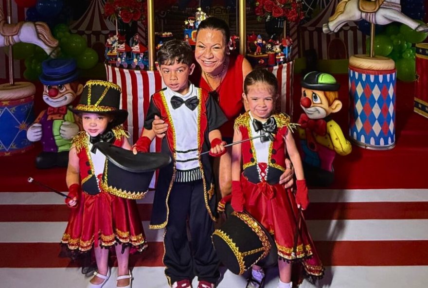 festa-de-aniversario-tematica-de-circo-para-leo2C-neto-de-marilia-mendonca festa-de-aniversario-tematica-de-circo-para-leo2C-neto-de-marilia-mendonca