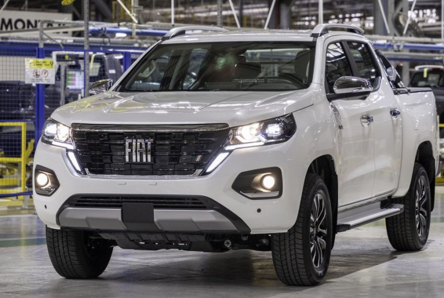 fiat-titano3A-nova-picape-media-com-motor-2.2-multijet-turbodiesel-fabricada-na-argentina