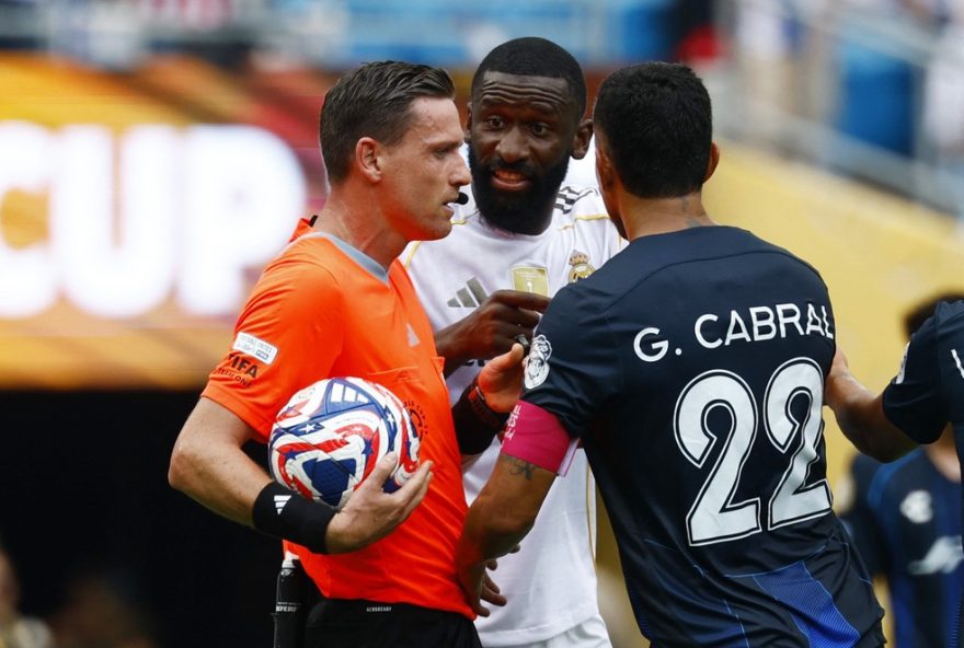 fifa-abre-processo-por-racismo-contra-jogador-do-pachuca-em-duelo-com-real-madrid