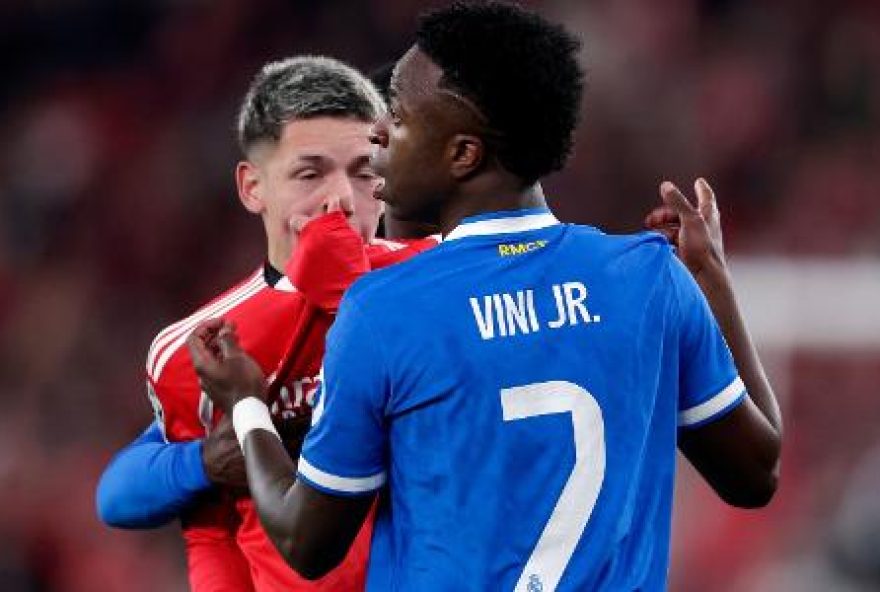 fifa-pressiona-por-nova-regra-para-cartao-vermelho-em-caso-de-tapar-a-boca fifa-pressiona-por-nova-regra-para-cartao-vermelho-em-caso-de-tapar-a-boca