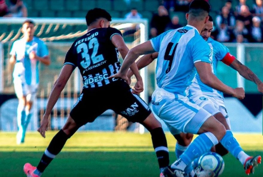 figueirense-busca-quebrar-tabu-de-24-anos-contra-londrina-em-jogo-crucial-pela-serie-c.-saiba-mais