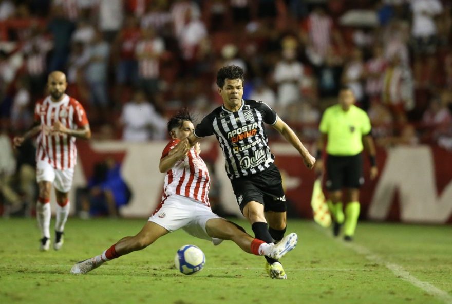 figueirense-e-nautico3A-classico-marcado-por-equilibrio-na-serie-c-do-brasileiro