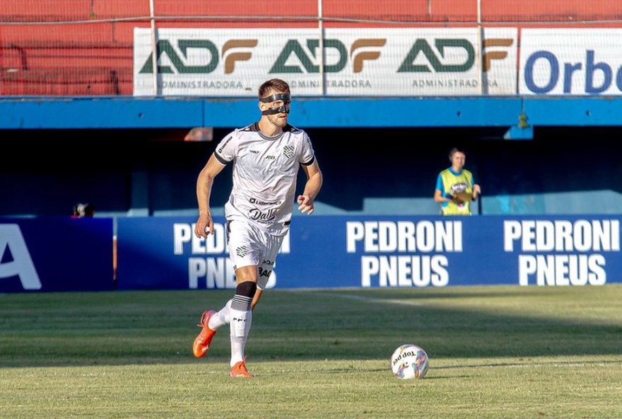 figueirense-empresta-zagueiro-felipe-santiago-ao-mixto-mt3A-saiba-os-detalhes