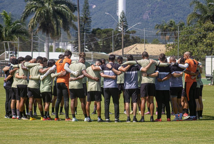 figueirense-vence-santa-catarina-em-jogo-treino-com-atleta-da-base-e-caras-novas-no-time3A-confira figueirense-vence-santa-catarina-em-jogo-treino-com-atleta-da-base-e-caras-novas-no-time3A-confira