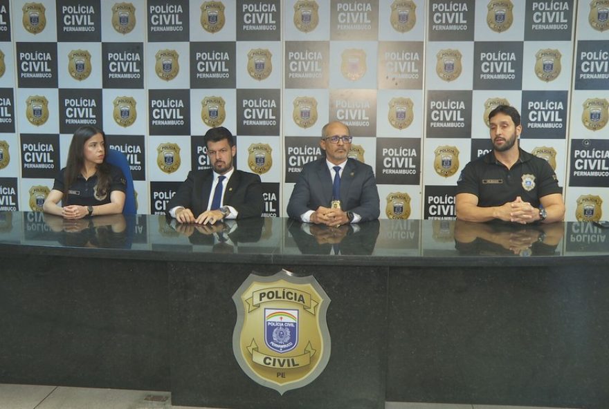 filha-encomenda-morte-do-pai-para-velorio-de-caixao-aberto2C-revela-delegado