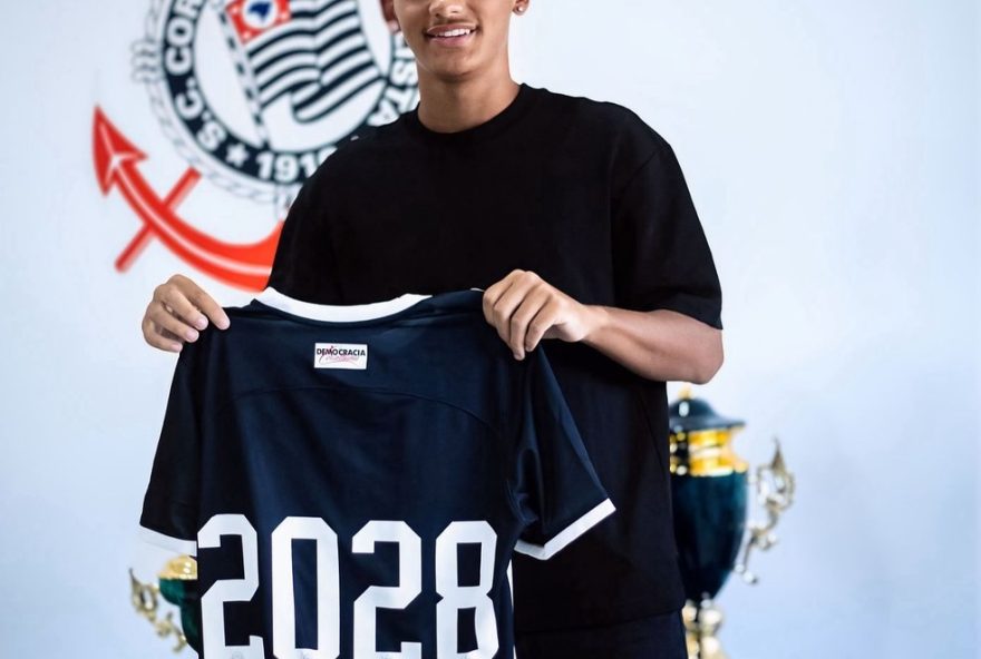 filho-do-ex-volante-cristian-assina-contrato-com-o-corinthians-ate-2028