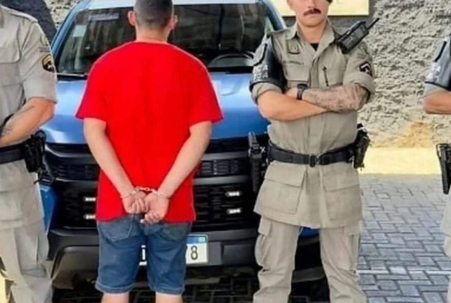 filho-mata-pai-a-tesouradas-em-goiania-apos-discussao-no-setor-morada-do-sol filho-mata-pai-a-tesouradas-em-goiania-apos-discussao-no-setor-morada-do-sol