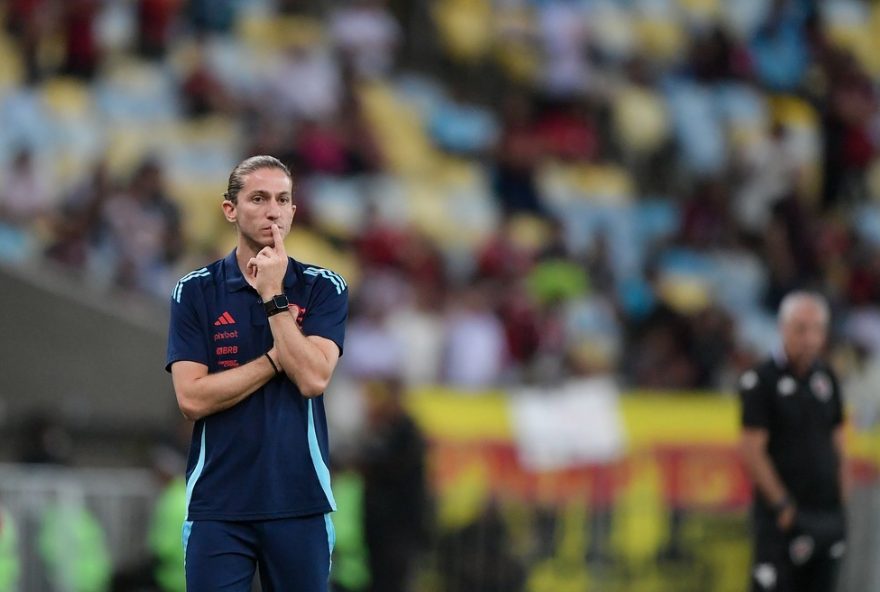 filipe-luis-elogia-jovens-do-flamengo-apos-classificacao-na-copa-do-brasil3A-22base-e-sempre-importante220A