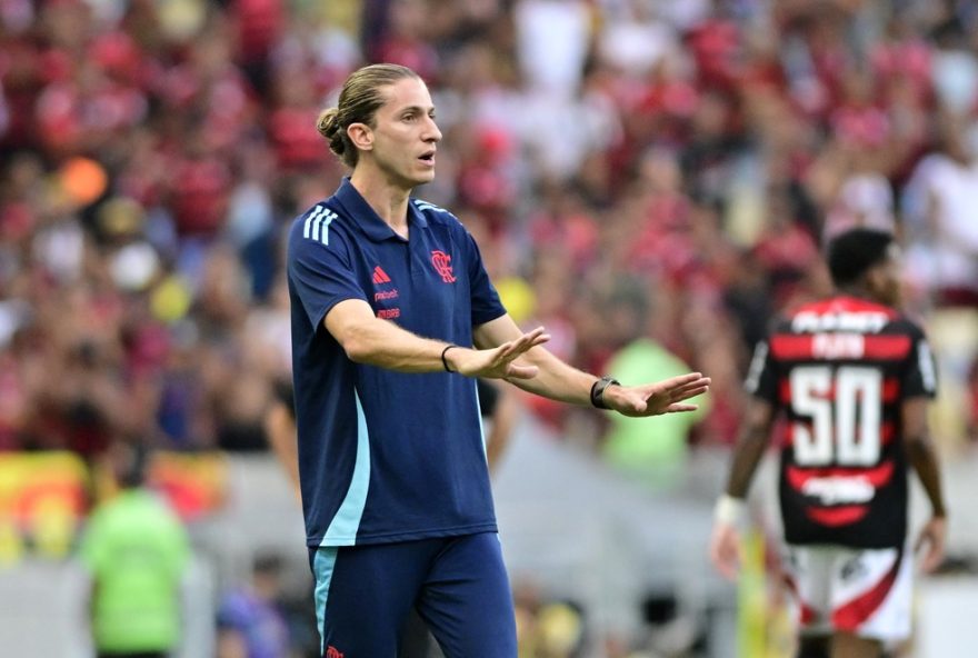 filipe-luis-enaltece-vitoria-do-flamengo-e-destaca-desempenho-na-semi-do-carioca