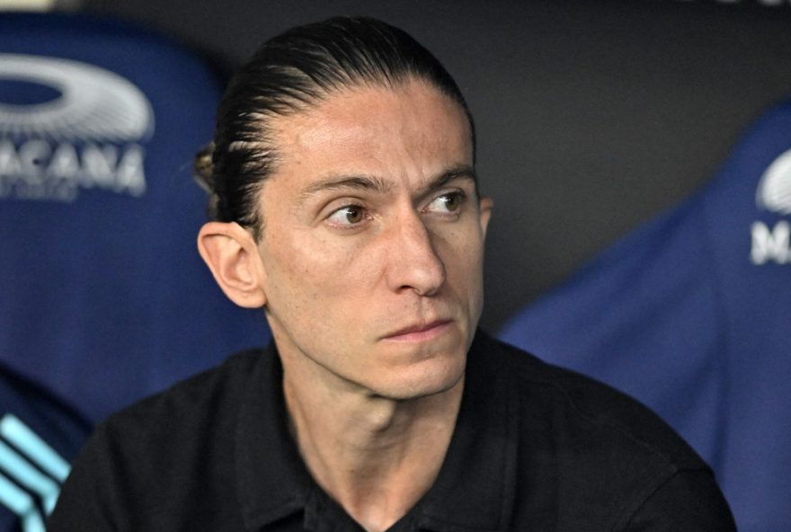 filipe-luis3A-estrategista-de-sucesso-do-flamengo-na-libertadores-2025