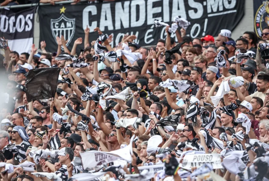 final-da-libertadores3A-saiba-quantos-torcedores-do-atletico-foram-ao-monumental-de-nunez