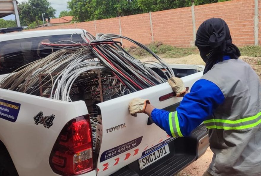 fios-de-eletricidade-furtados-sao-apreendidos-em-operacao-em-timon3A-homem-e-detido-e-liberado-apos-fianca fios-de-eletricidade-furtados-sao-apreendidos-em-operacao-em-timon3A-homem-e-detido-e-liberado-apos-fianca