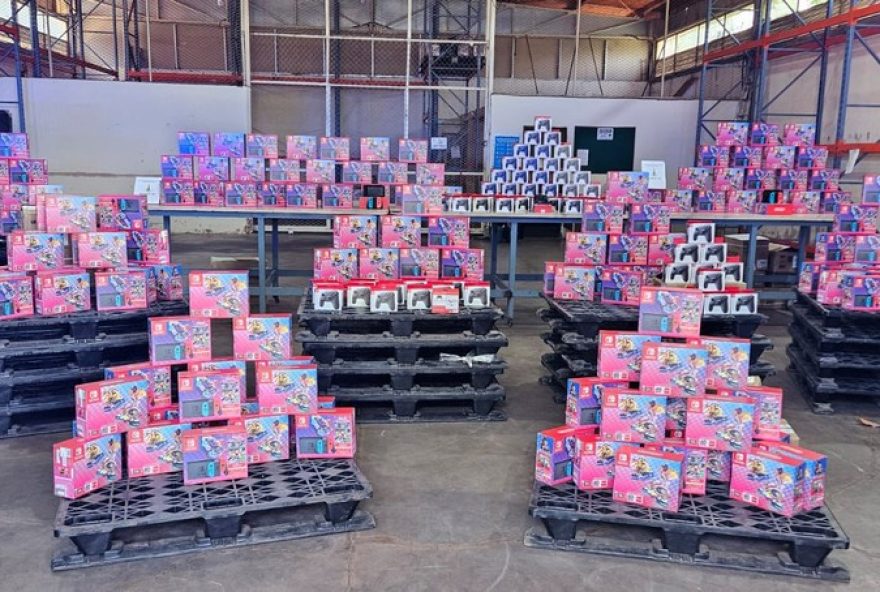 fiscais-apreendem-carga-de-videogames-no-aeroporto-de-brasilia3A-r24-480-mil-sem-nota.-itens-serao-leiloados-ou-doados.-saiba-mais