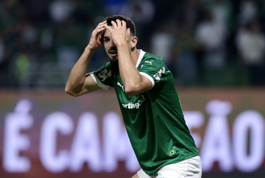 flaco-lopez-suspenso-para-jogo-do-palmeiras-contra-atletico-mg3A-veja-as-ausencias-e-possiveis-substituicoes
