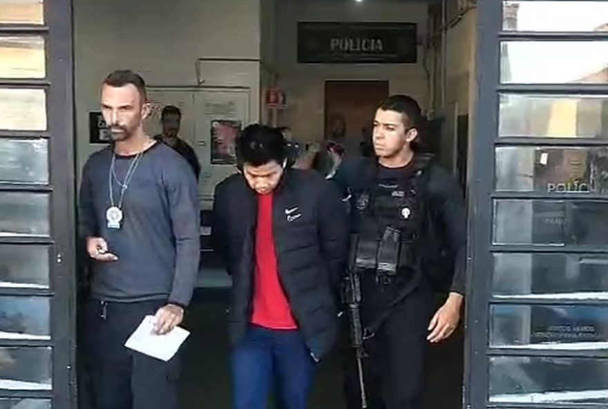 flagrante-e-prisao3A-comerciante-chines-confessa-enforcamento-de-jovem-de-18-anos-no-rio