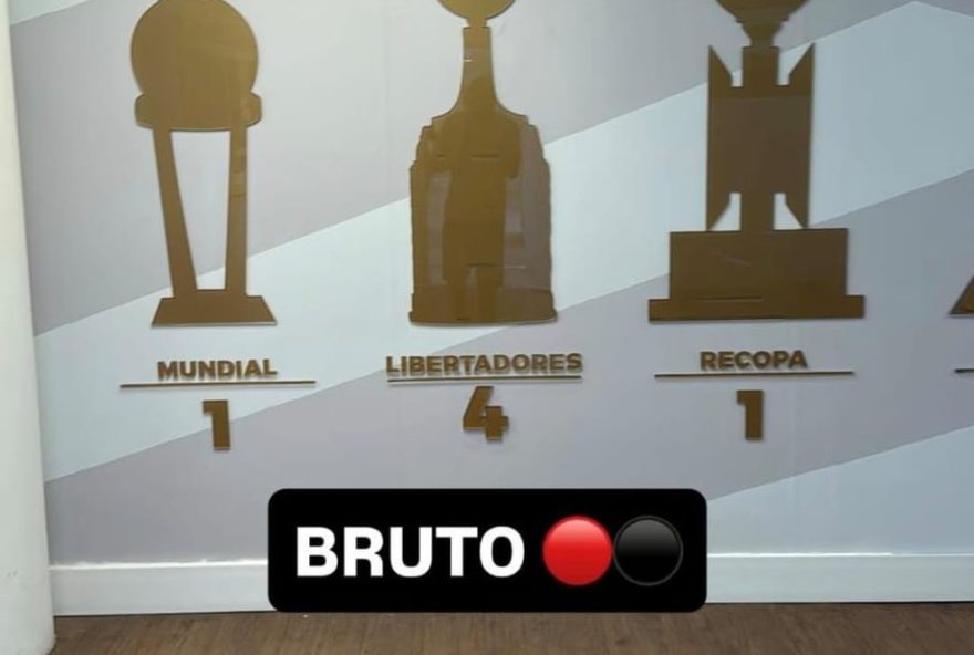 flamengo-atualiza-paineis-do-ninho-do-urubu-com-tetra-da-libertadores3A-veja-as-novidades