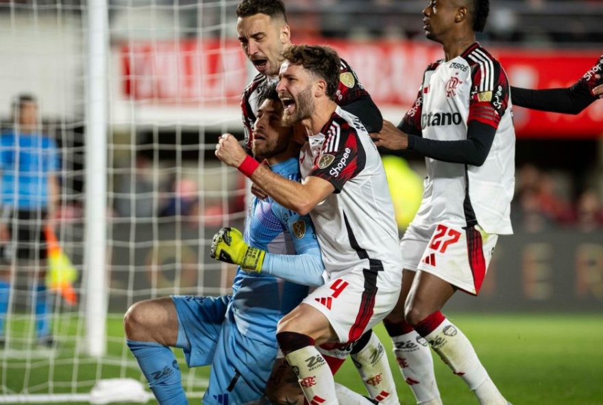 flamengo-avanca-a-semifinal-da-libertadores-apos-vitoria-nos-penaltis-contra-estudiantes