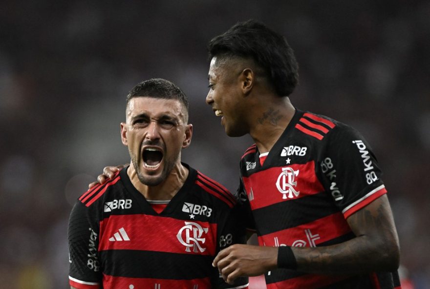 flamengo-busca-terceiro-titulo-da-libertadores-com-arrascaeta2C-bruno-henrique2C-filipe-luis-e-rodrigo-caio3A-conheca-a-trajetoria-de-sucesso-do-quarteto flamengo-busca-terceiro-titulo-da-libertadores-com-arrascaeta2C-bruno-henrique2C-filipe-luis-e-rodrigo-caio3A-conheca-a-trajetoria-de-sucesso-do-quarteto