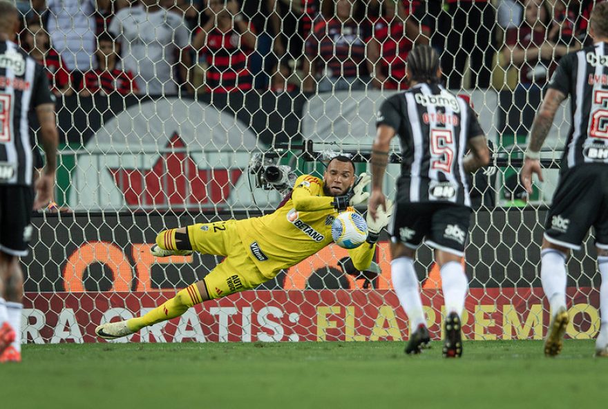 flamengo-e-atletico-mg-empatam-em-jogo-das-faixas