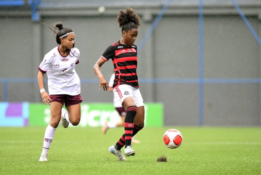flamengo-e-ferroviaria-se-enfrentam-em-duelo-emocionante-na-copinha-feminina-de-2025 flamengo-e-ferroviaria-se-enfrentam-em-duelo-emocionante-na-copinha-feminina-de-2025