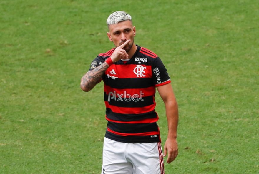 flamengo-entra-para-lista-dos-30-clubes-mais-ricos-do-mundo-em-20232F24