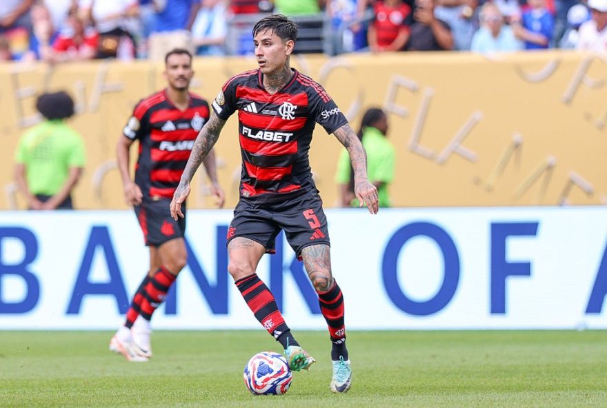flamengo-investe-r24-168-mi-em-reforcos-e-renovacoes-no-1o-semestre-de-2025