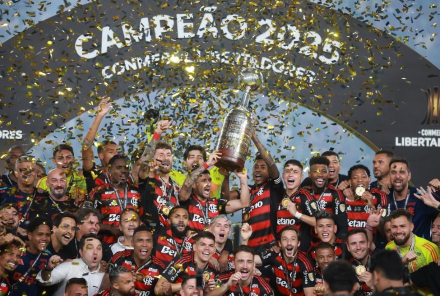 flamengo-lidera-arrecadacao-milionaria-na-libertadores-20253A-veja-valores