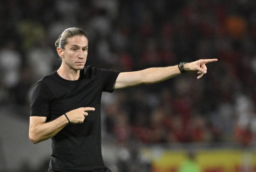 flamengo-pode-conquistar-titulo-simbolico-do-turno-apos-seis-anos-no-aniversario-de-filipe-luis3A-informacoes-e-palpite-de-jogo