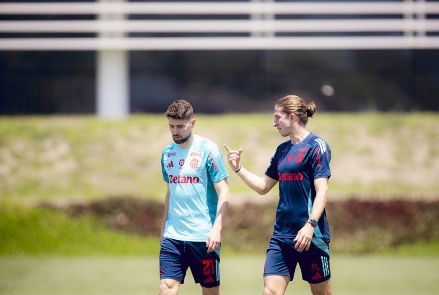 flamengo-tera-mudancas-no-meio-campo-e-opcoes-de-ataque-contra-bragantino3A-veja-escalacao