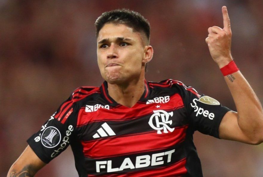 flamengo-vence-ldu-na-libertadores-e-almeja-lideranca-no-grupo-c