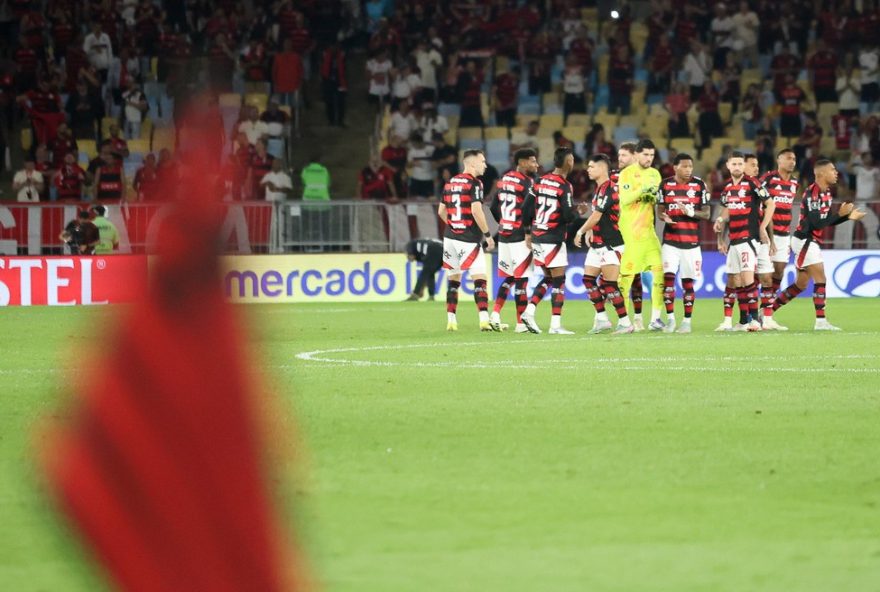flamengo-vence-o-internacional-por-1-a-0-na-libertadores-20253A-coincidencias-com-2019-persistem2C-mas-desempenho-oscila