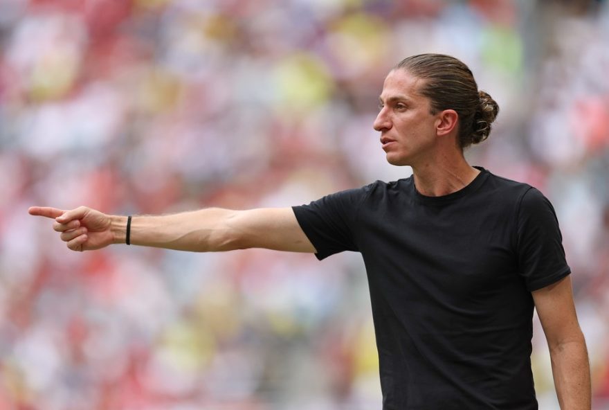flamengo-x-bayern3A-como-a-coragem-de-filipe-luis-nao-foi-suficiente3F-analise-da-estrategia-errada-e-erros-defensivos-no-confronto