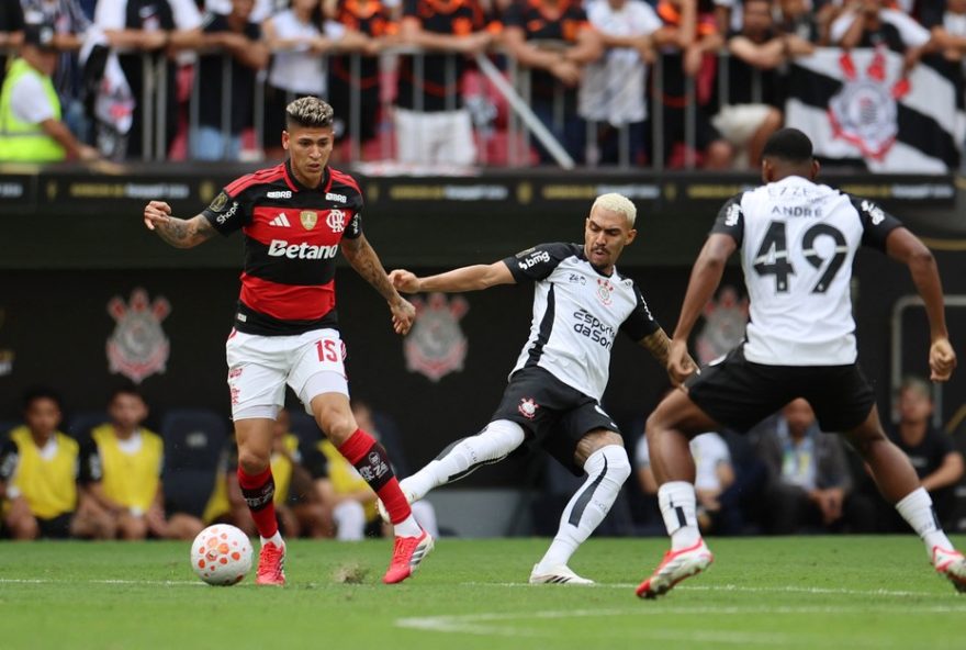 flamengo-x-corinthians3A-carrascal-expulso-por-cotovelada-em-bidon-apos-revisao-do-var flamengo-x-corinthians3A-carrascal-expulso-por-cotovelada-em-bidon-apos-revisao-do-var