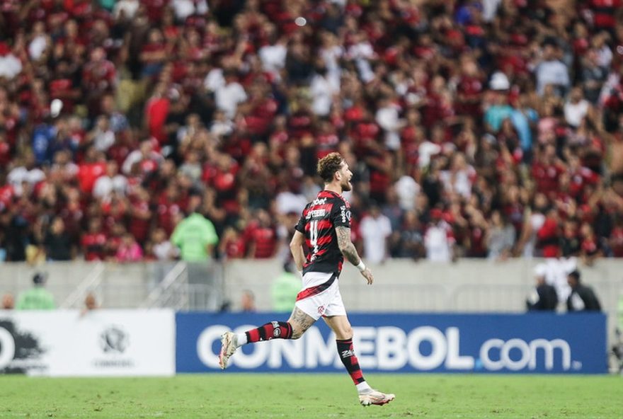flamengo-x-sao-paulo3A-leo-pereira-mira-lideranca-e-titulo-no-retorno-do-brasileirao