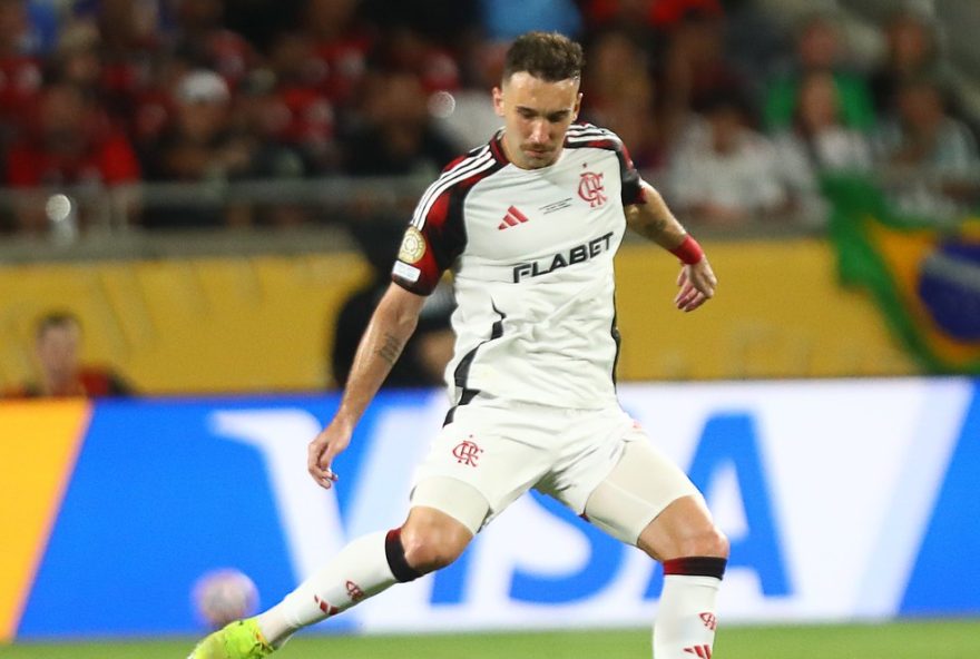 flamengo3A-ortiz-aprova-revezamento-na-zaga-e-projeta-duelo-com-kane