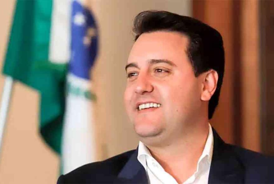 flavio-bolsonaro-avanca-na-corrida-presidencial flavio-bolsonaro-avanca-na-corrida-presidencial