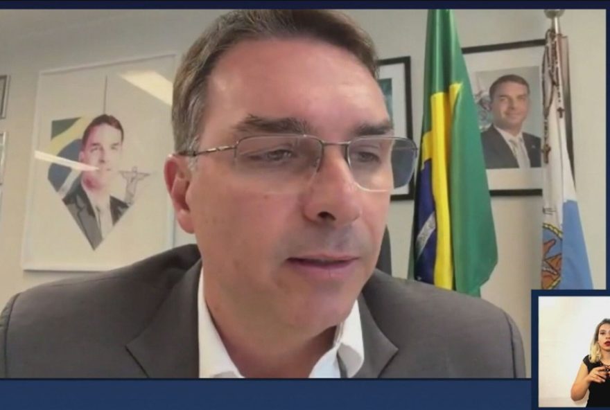 flavio-bolsonaro-compara-lula-a-carro-velho-em-pesquisa-quaest3A-polarizacao-eleitoral-em-2026 flavio-bolsonaro-compara-lula-a-carro-velho-em-pesquisa-quaest3A-polarizacao-eleitoral-em-2026