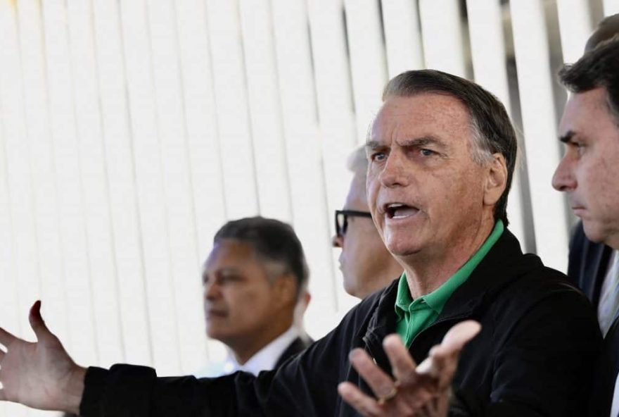 flavio-bolsonaro-emerges-as-political-heir-to-jailed-bolsonaro-for-2026-elections flavio-bolsonaro-emerges-as-political-heir-to-jailed-bolsonaro-for-2026-elections
