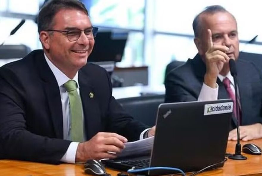 flavio-bolsonaro-escolhe-rogerio-marinho-como-coordenador-de-campanha-focada-no-nordeste flavio-bolsonaro-escolhe-rogerio-marinho-como-coordenador-de-campanha-focada-no-nordeste