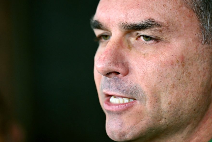 flavio-bolsonaro-planeja-conversar-com-rueda-e-ciro-apos-definir-candidatura-em-2026 flavio-bolsonaro-planeja-conversar-com-rueda-e-ciro-apos-definir-candidatura-em-2026