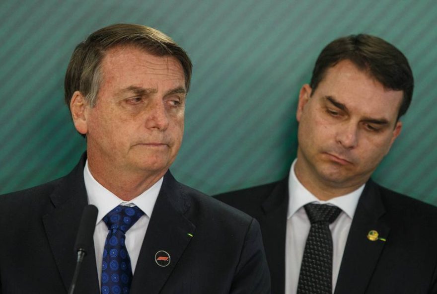 flavio-bolsonaro-revela-ser-mais-moderado-e-discordar-de-algumas-ideias-do-pai flavio-bolsonaro-revela-ser-mais-moderado-e-discordar-de-algumas-ideias-do-pai