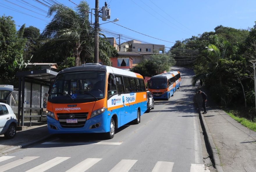 florianopolis-anuncia-gratuidade-em-tres-linhas-de-onibus-e-aumento-na-tarifa-para-r24-62C90