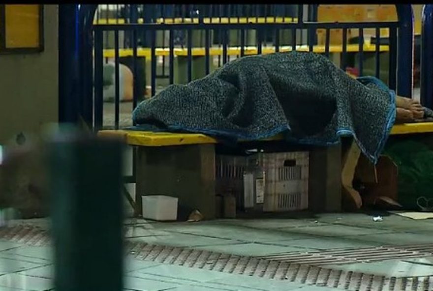 florianopolis-avalia-possibilidade-de-cortar-bolsa-familia-de-pessoas-em-situacao-de-rua florianopolis-avalia-possibilidade-de-cortar-bolsa-familia-de-pessoas-em-situacao-de-rua